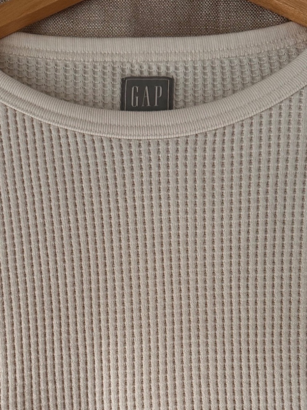 Gap Thermal Sweatshirt/Sweater - Picture 5 of 5